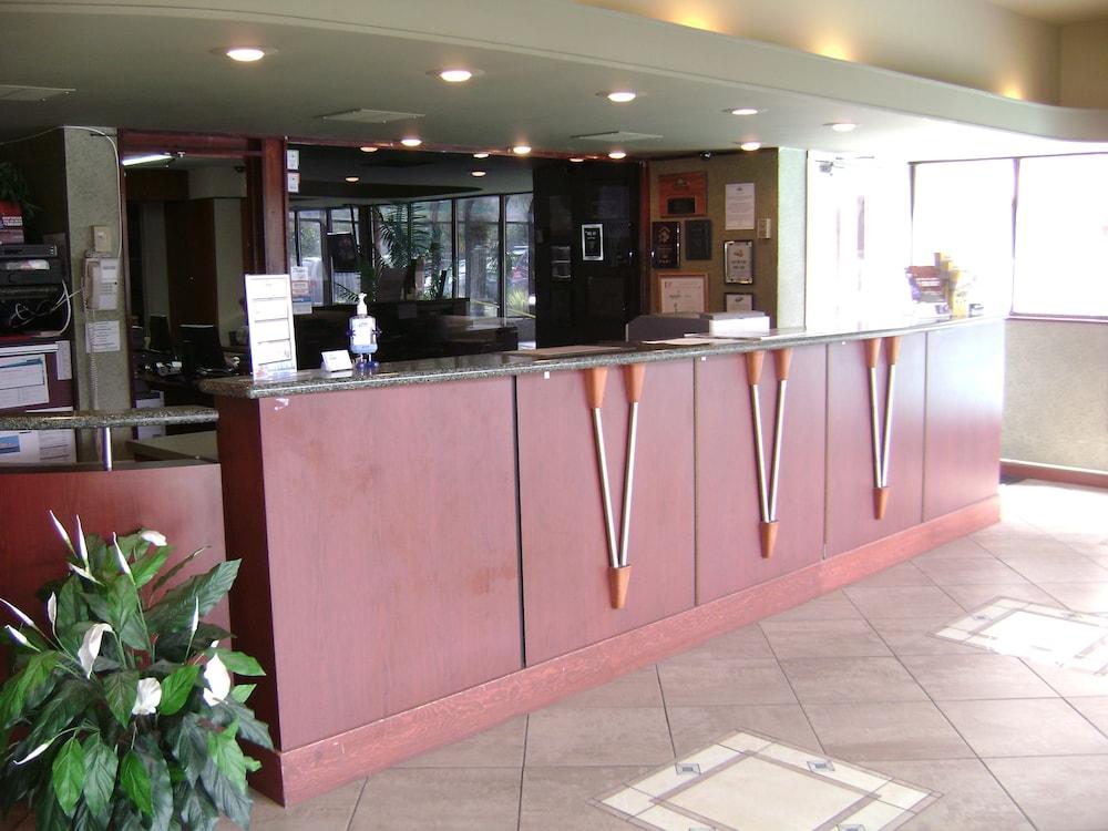 Days Inn By Wyndham Victoria On The Harbour Buitenkant foto